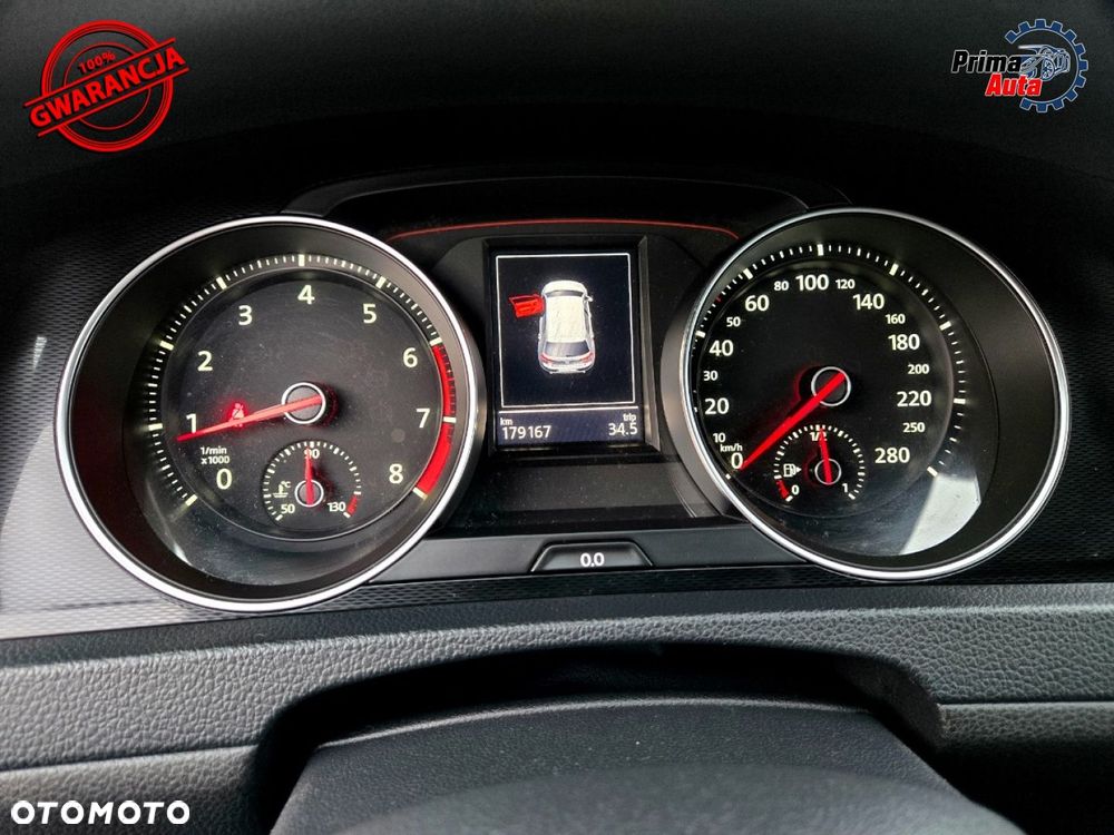 Volkswagen Golf - 25