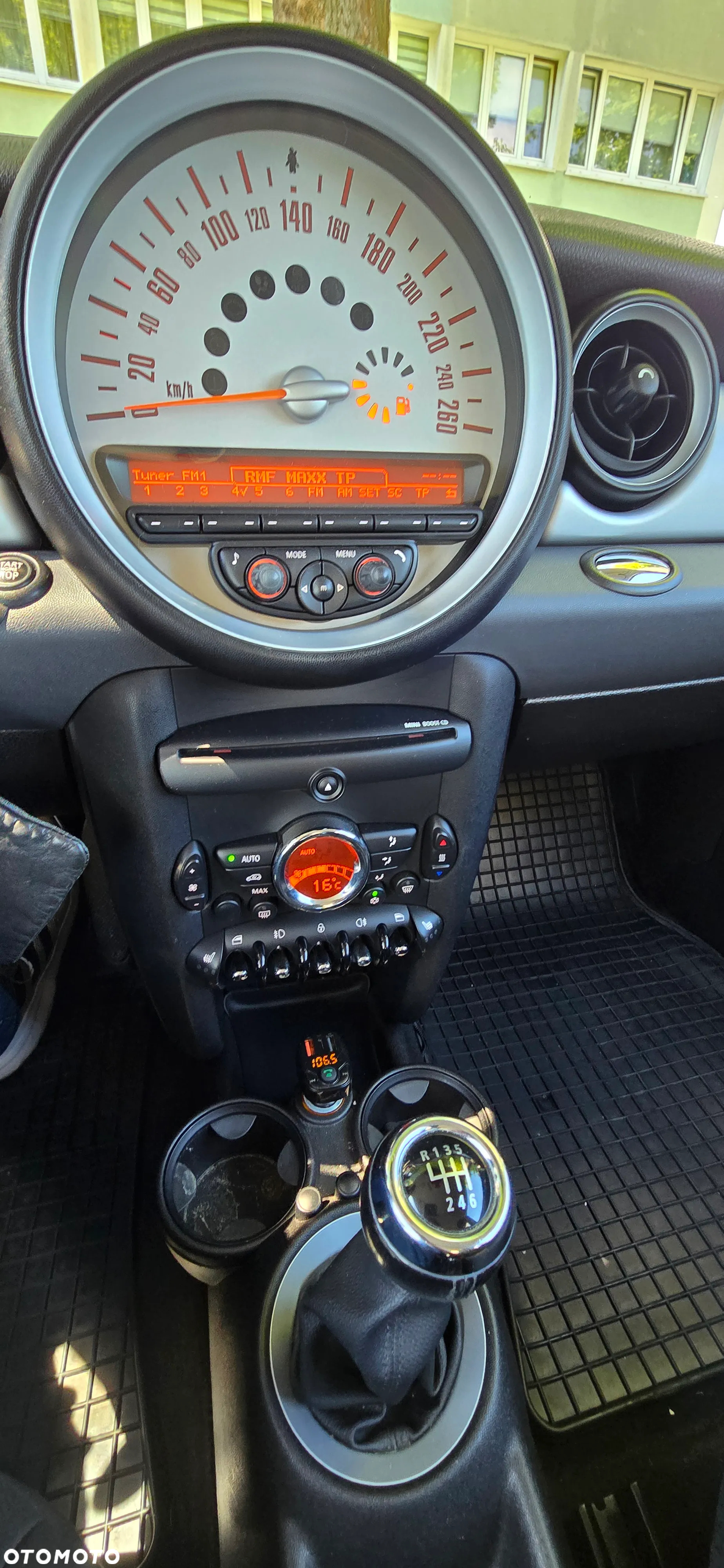 MINI ONE Standard - 13