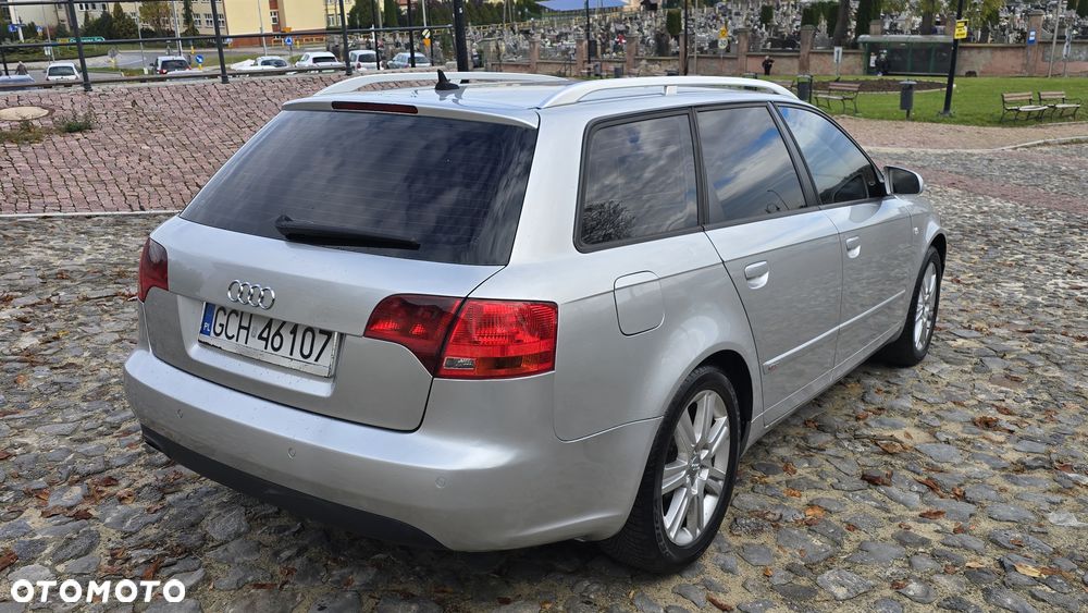 Audi A4 Avant - 19