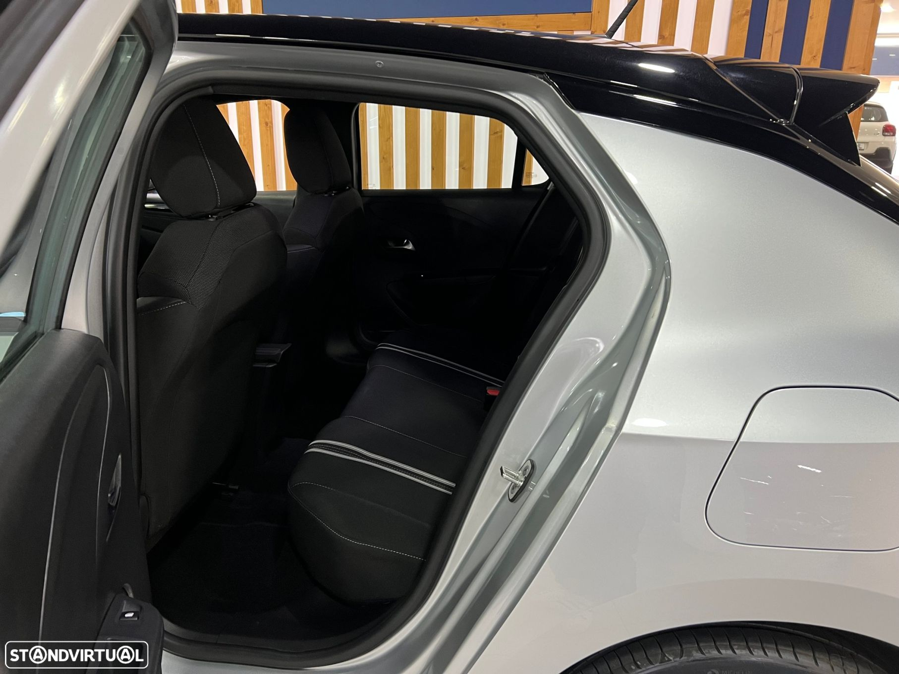 Opel Corsa 1.2 T GS - 16