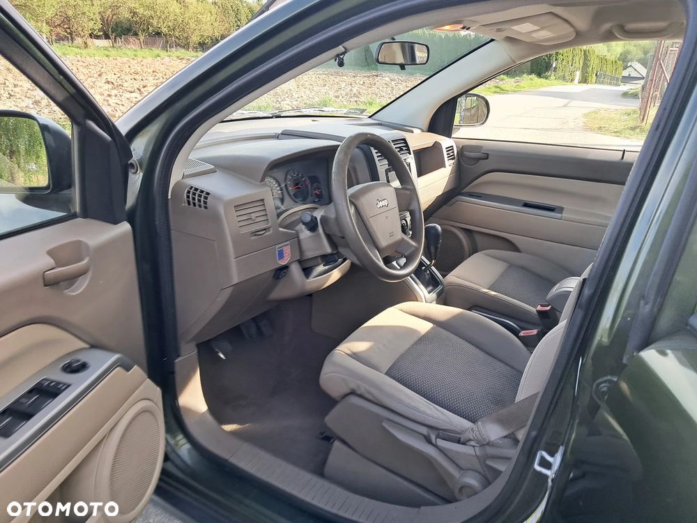 Jeep Compass - 17