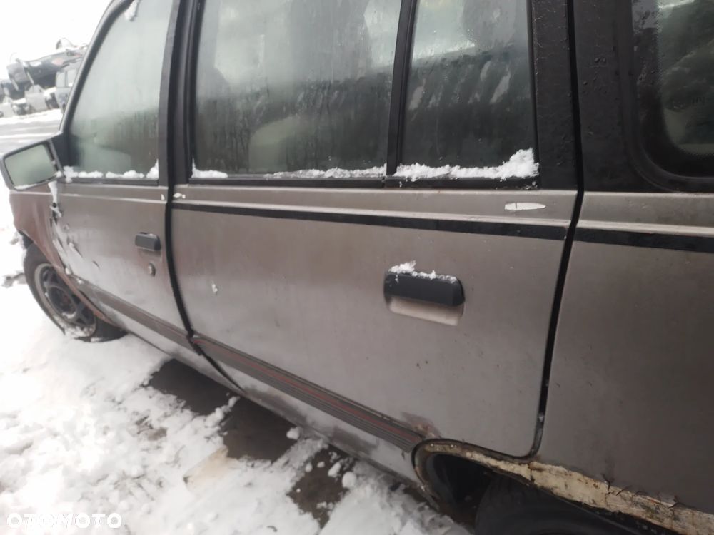 OPEL KADETT E LIFT 89-91    OSŁONA PRZECIWSŁONECZNA PRAWA LEWA - 18