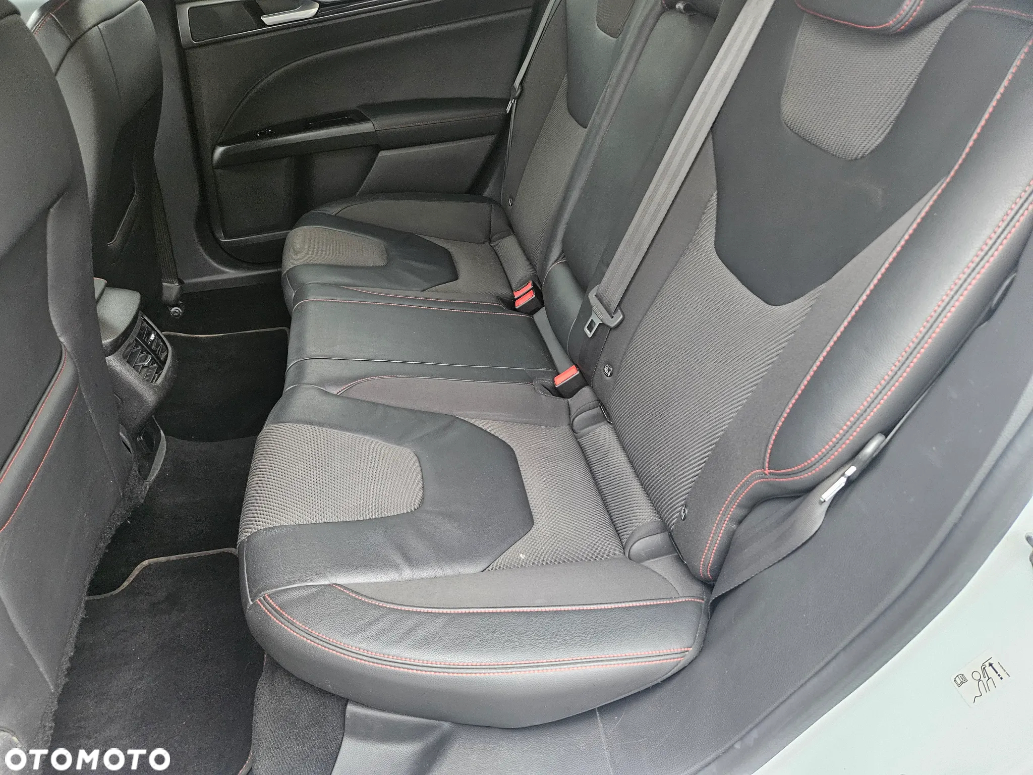 Ford Mondeo 1.5 EcoBoost Start-Stopp ST-Line - 9