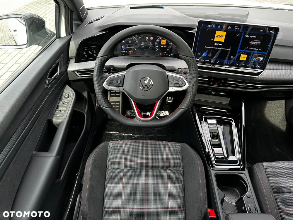 Volkswagen Golf - 12