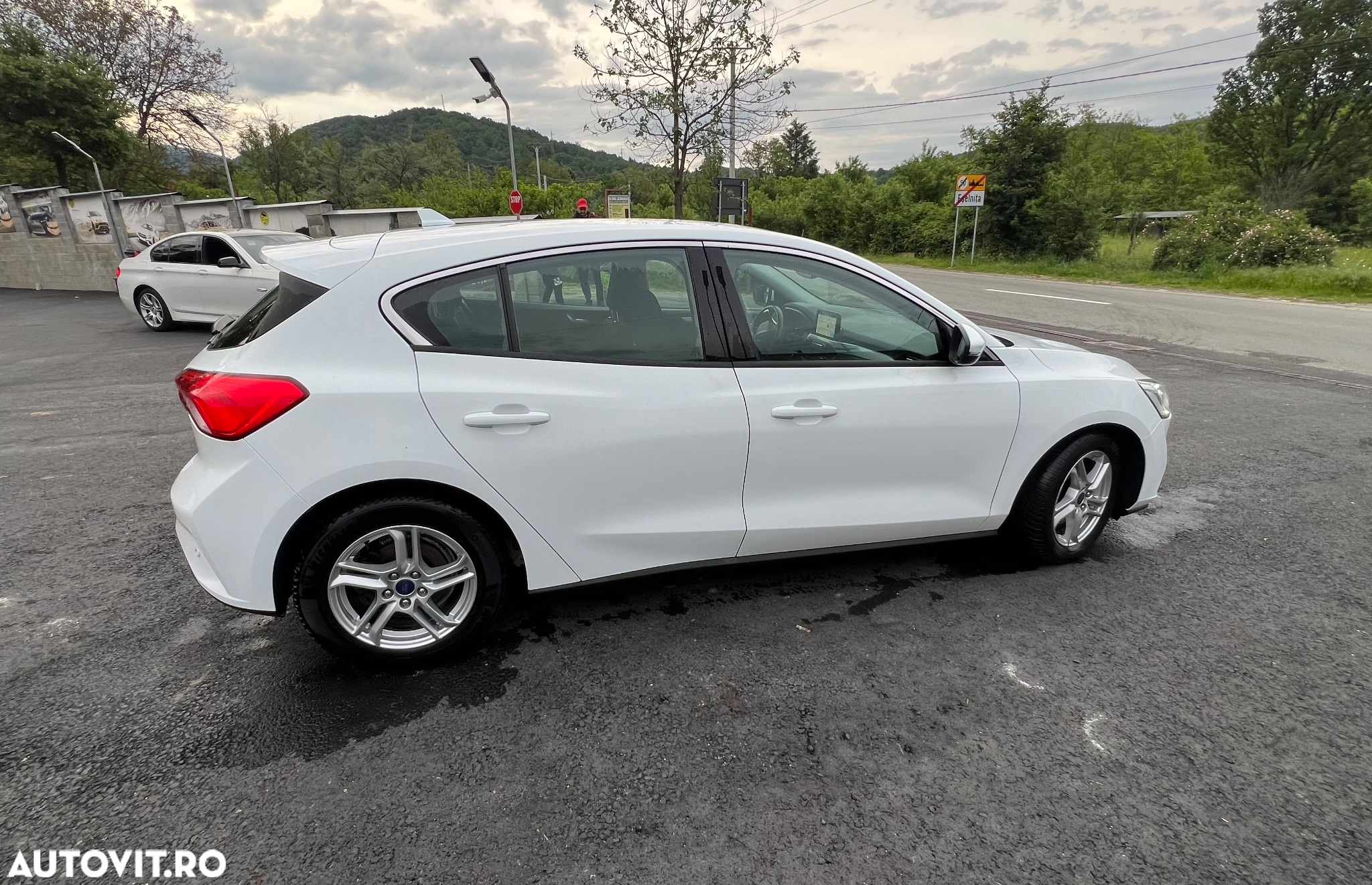 Ford Focus 1.0 EcoBoost Active - 7