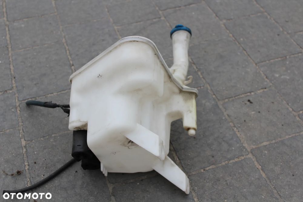 YARIS II FRANCJA ZBIORNICZEK PŁYNU SPRYSKIWACZY 85310-0D060 - 6
