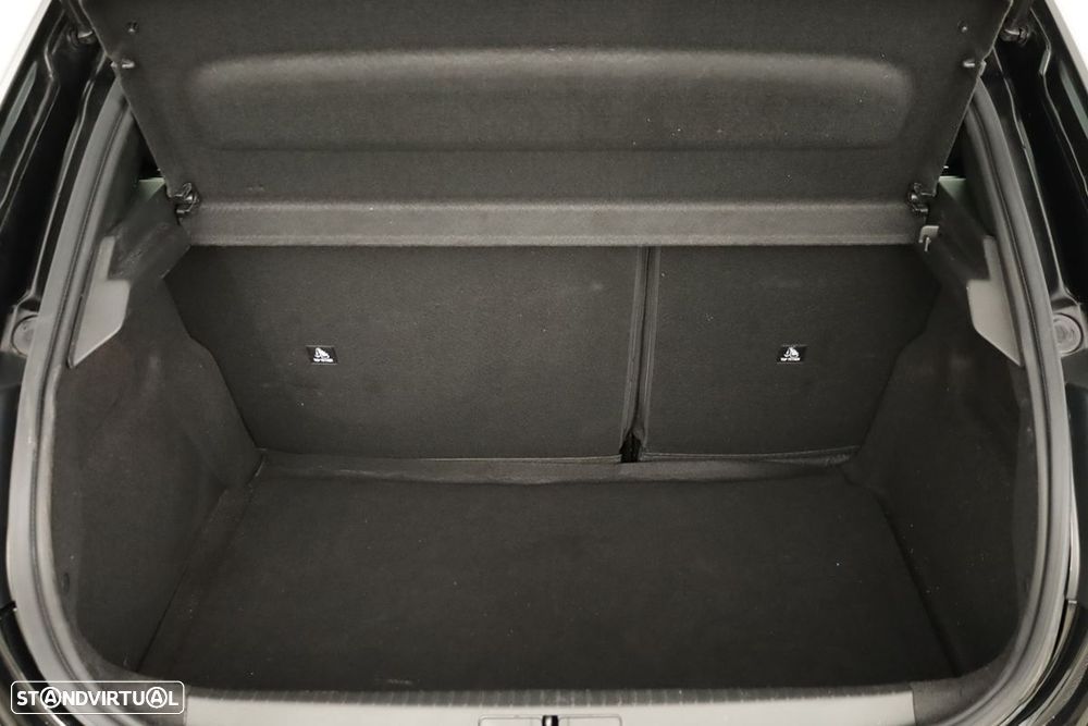 Peugeot 208 1.2 PureTech Style - 21