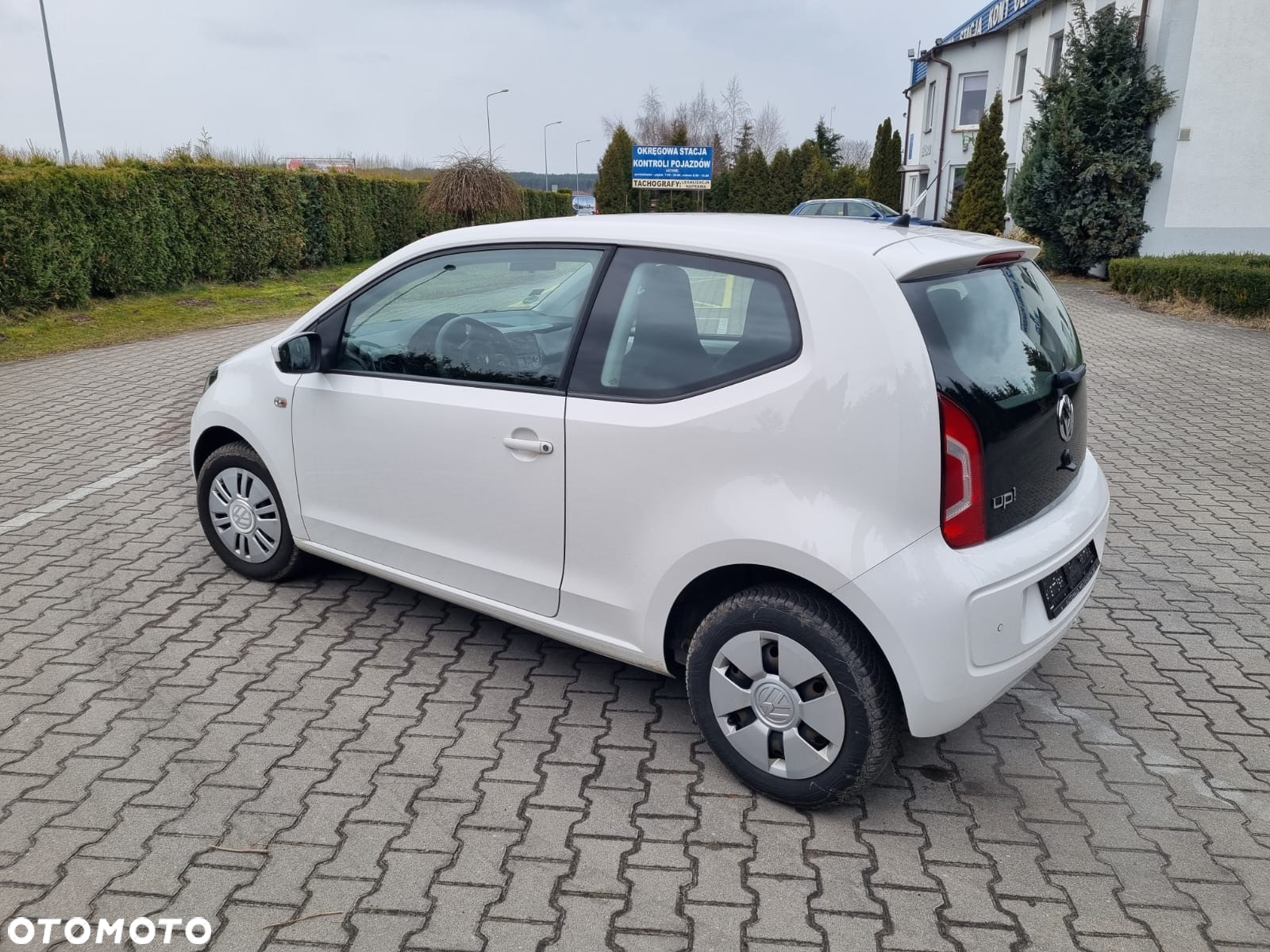 Volkswagen up! 1.0 move - 7