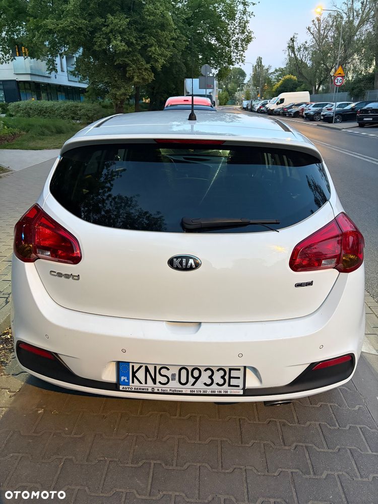 Kia Ceed 1.6 CRDi M - 4