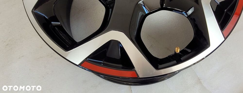 FELGI OPEL MOKKA B 2021- 7x18 18 ET35 4x108 9835097680 - 3