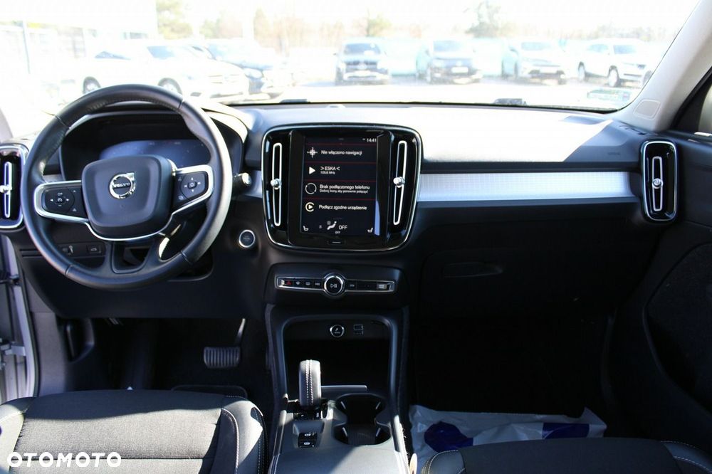 Volvo XC 40 - 23