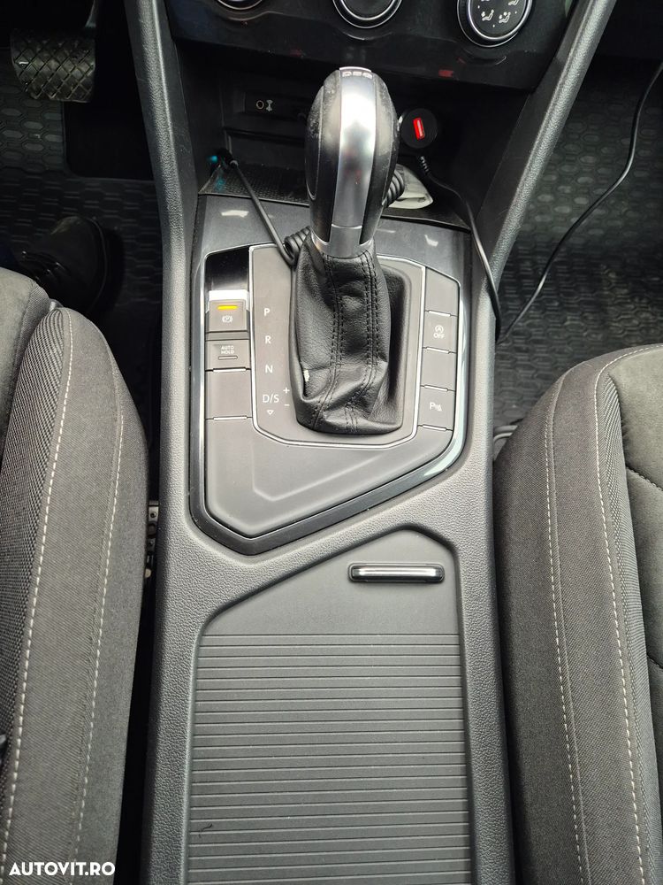 Volkswagen Tiguan - 17