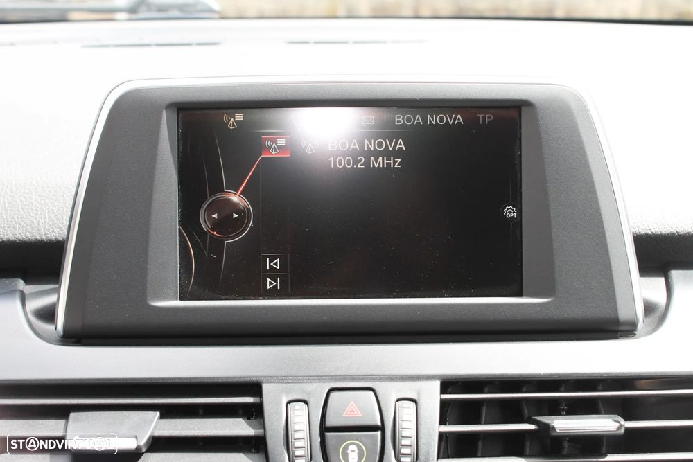 BMW 216 Active Tourer d Line Sport - 26