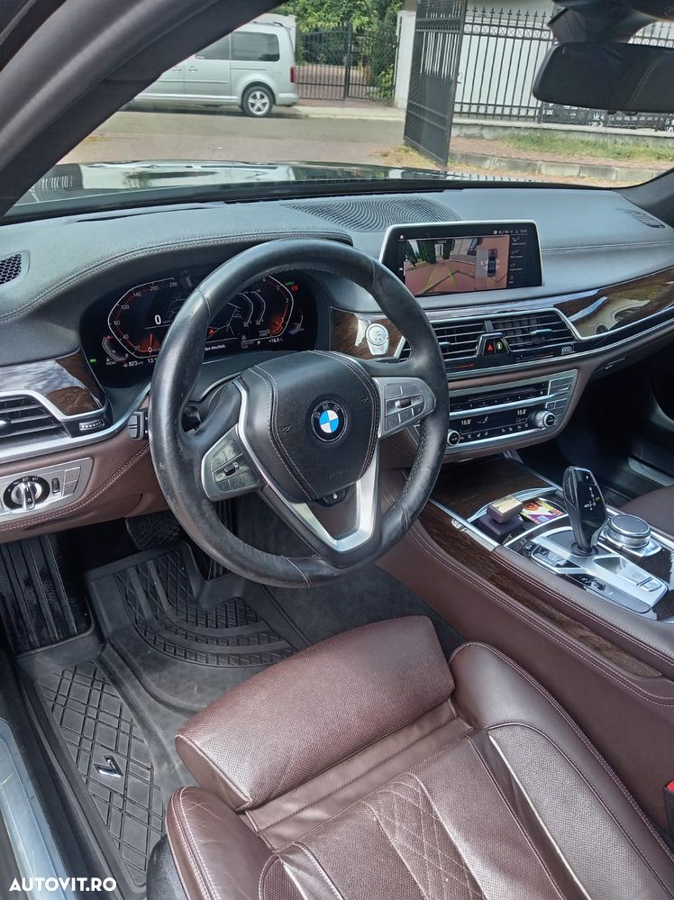 BMW Seria 7 730d xDrive - 5