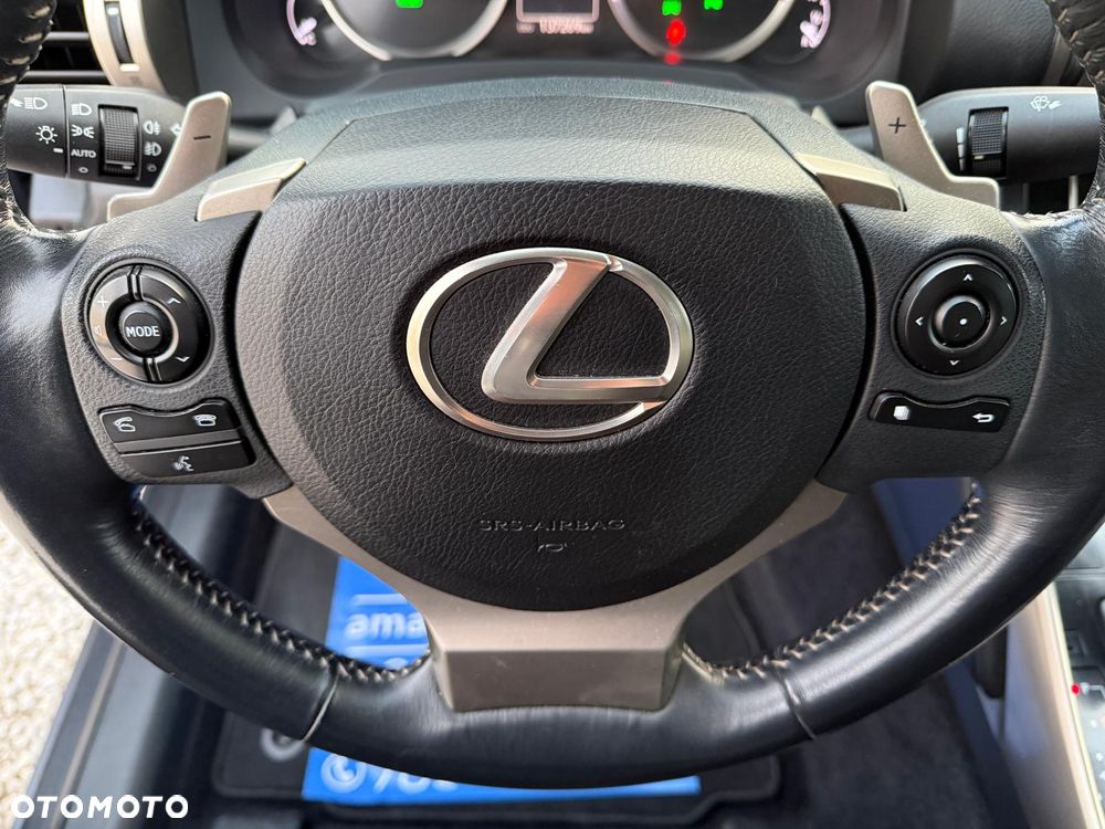 Lexus IS - 22