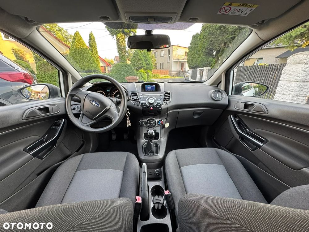 Ford Fiesta 1.25 Ambiente - 11