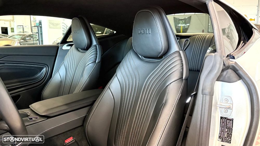 Aston Martin DB11 Coupé V8 - 19
