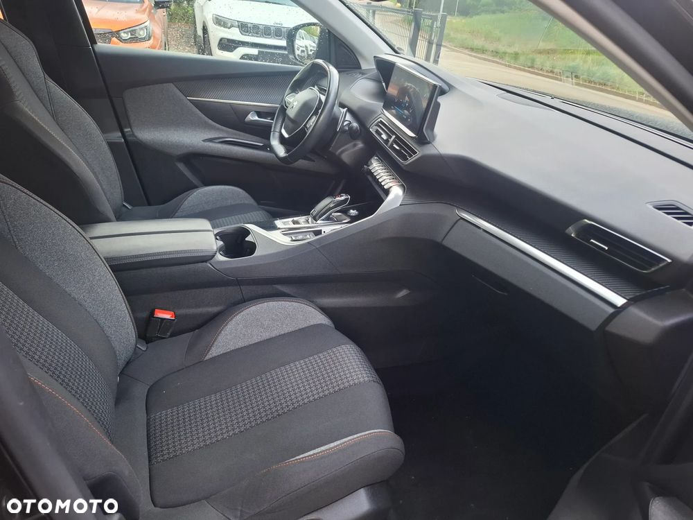 Peugeot 3008 1.5 BlueHDi Active Pack S&S EAT8 - 8
