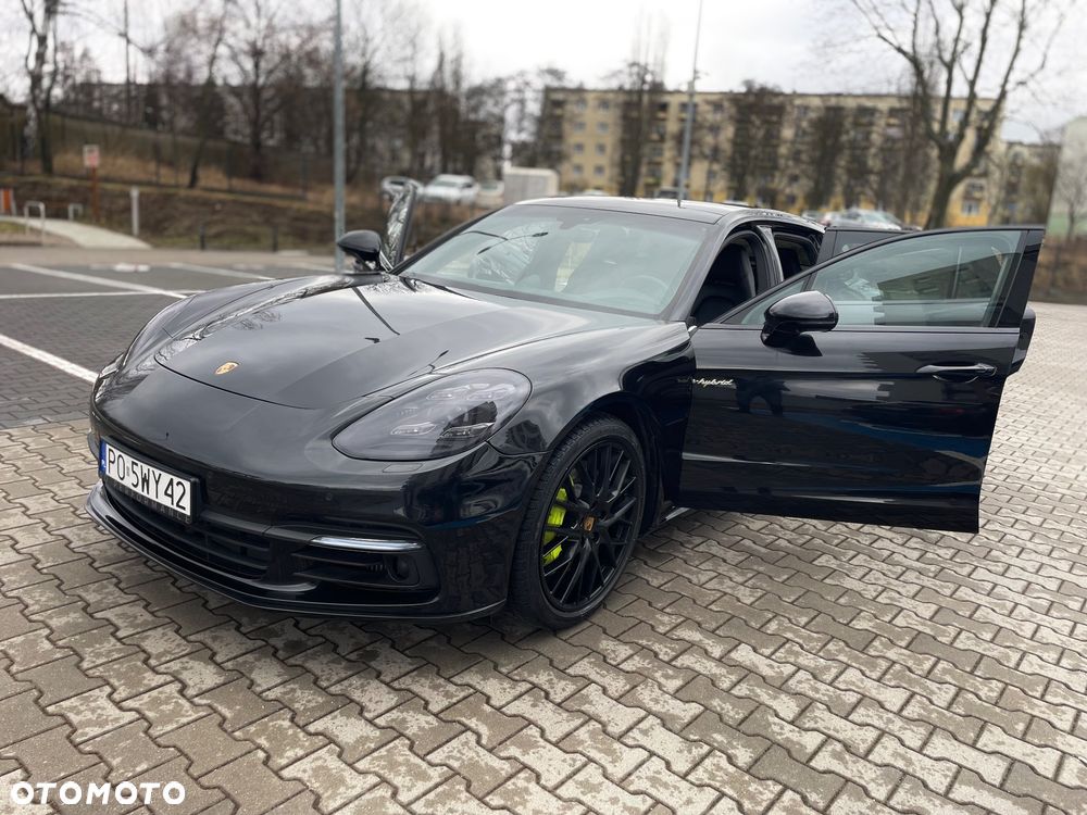 Porsche Panamera - 8