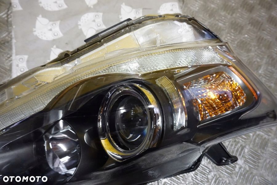 LEXUS CT CT200H 2010- REFLEKTOR LAMPA ZWYKŁA SOCZEWKOWA Z LED PRAWA USA - 14