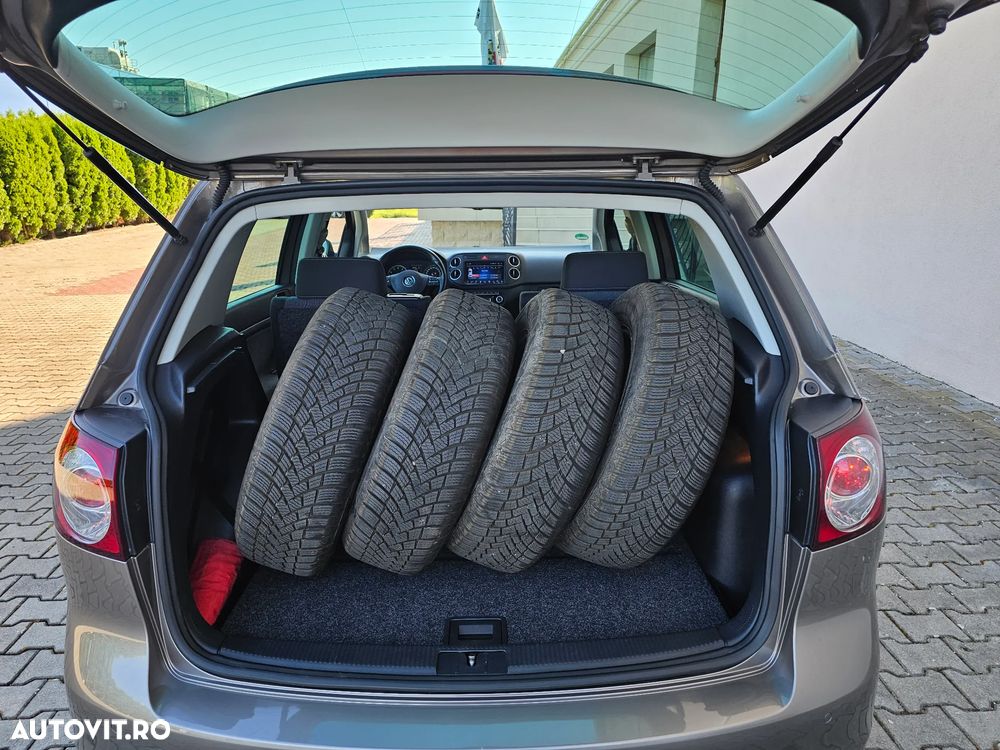 Volkswagen Golf Plus 1.2 TSI DSG Style - 24