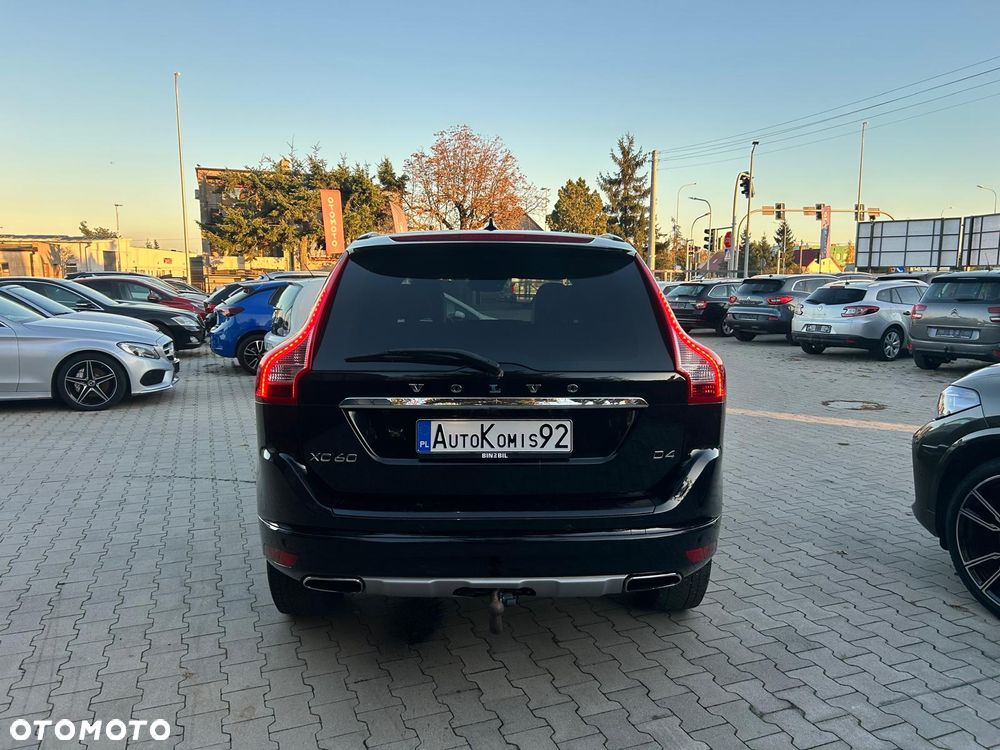 Volvo XC 60 D4 Geartronic Momentum - 8
