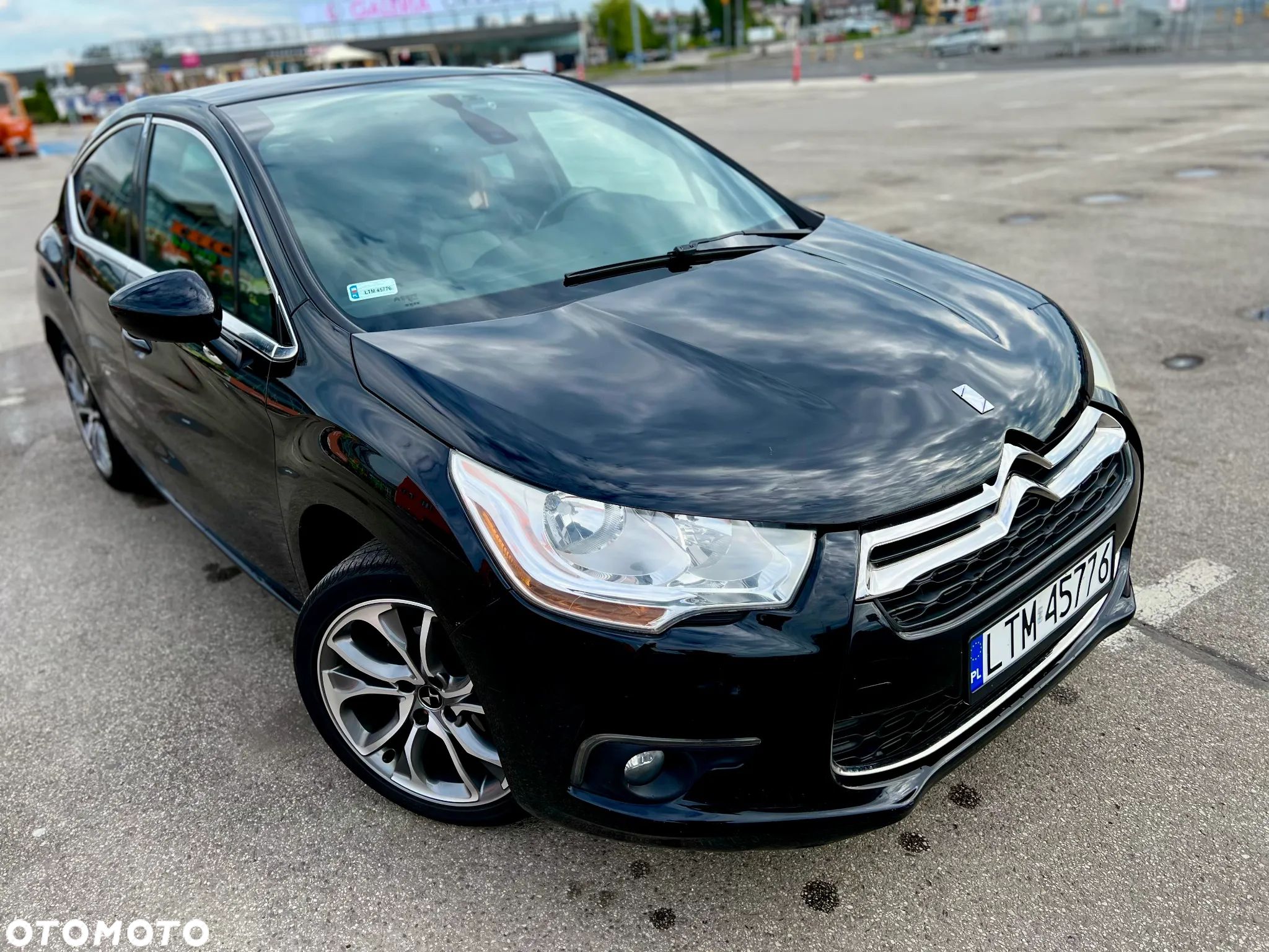 Citroën DS4 1.6 e-HDi SoChic MCP - 1