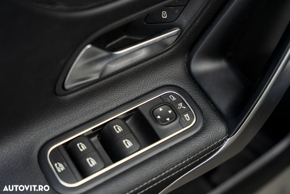 Mercedes-Benz A 180 d 7G-DCT - 33