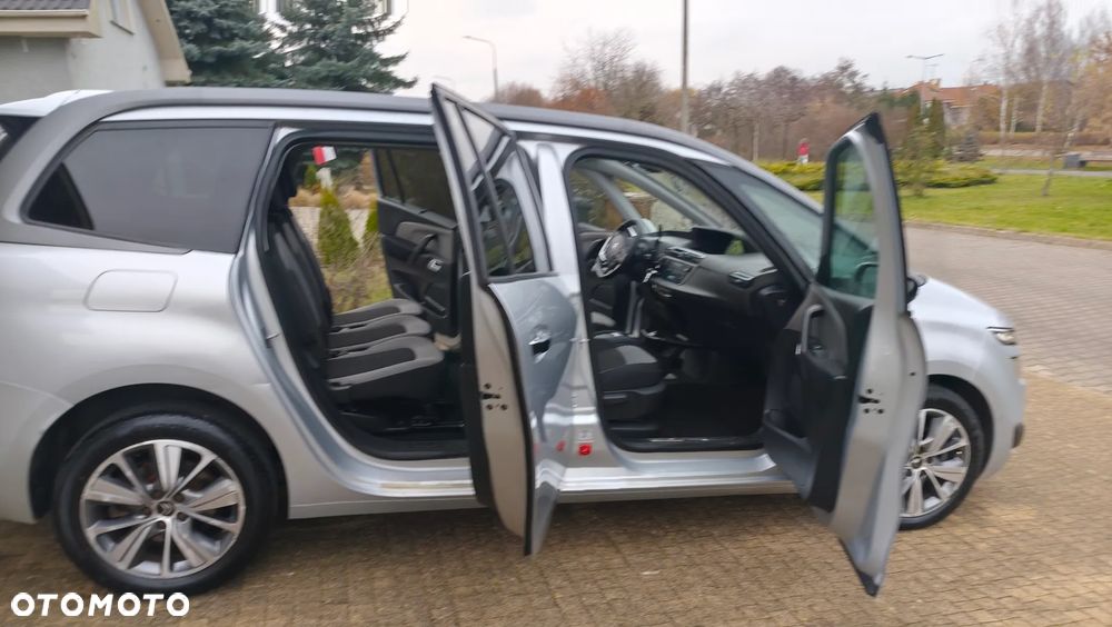 Citroën C4 Grand Picasso 2.0 HDi FAP EGS6 (7-Sitzer) Exclusive - 29