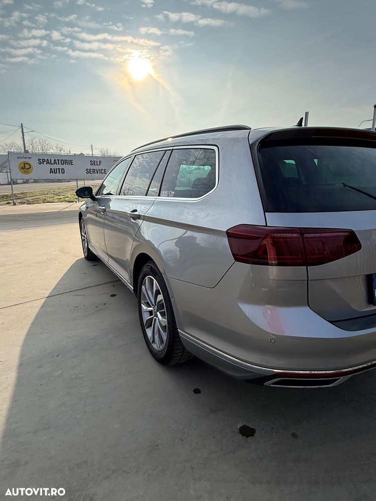 Volkswagen Passat Standard - 4