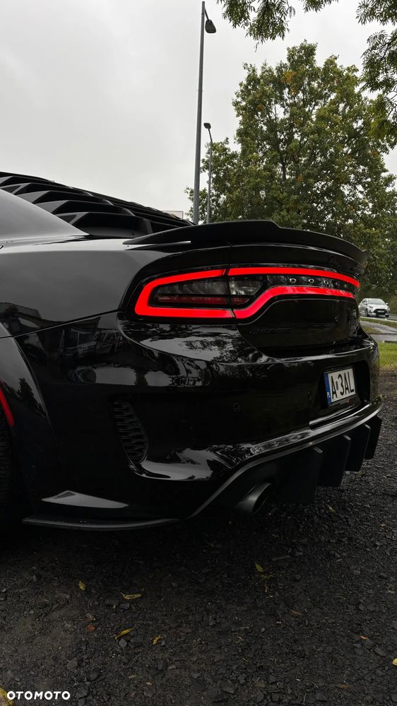 Dodge Charger 6.4 Scat Pack Widebody - 12