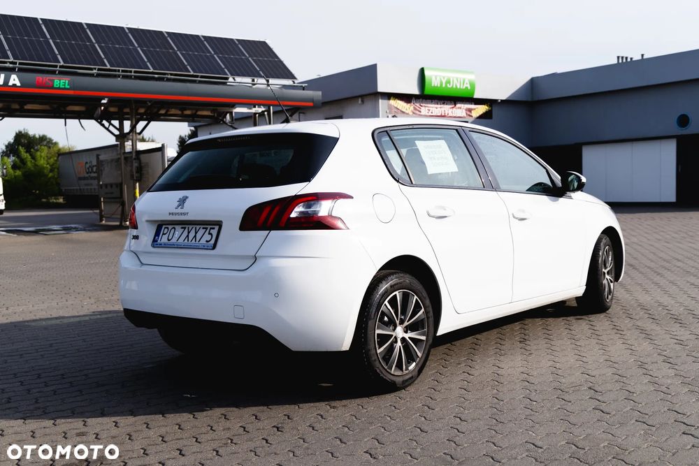 Peugeot 308 1.6 BlueHDi Style S&S - 3