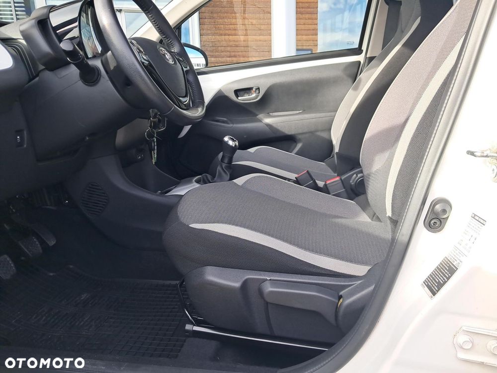 Toyota Aygo - 12