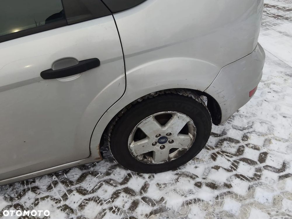 Ford Focus 1.6 Amber X - 13