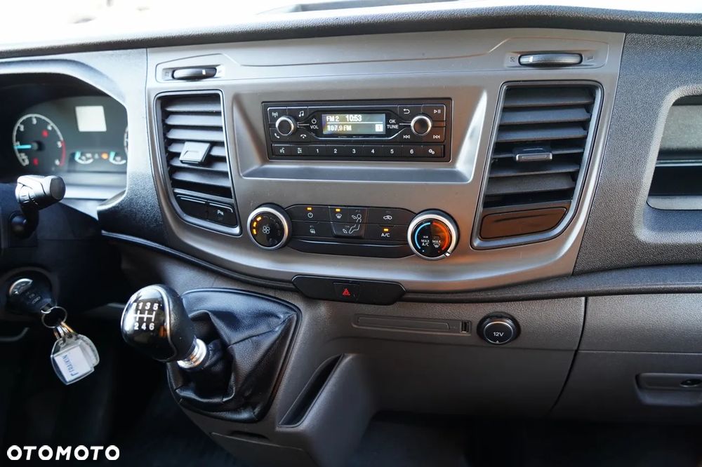 Ford TRANSIT / CHŁODNIA /  TRZY  ZABUDOWY IZOTERMICZNE / TRIO TEMPERATURA  / SPROWADZONY - 32