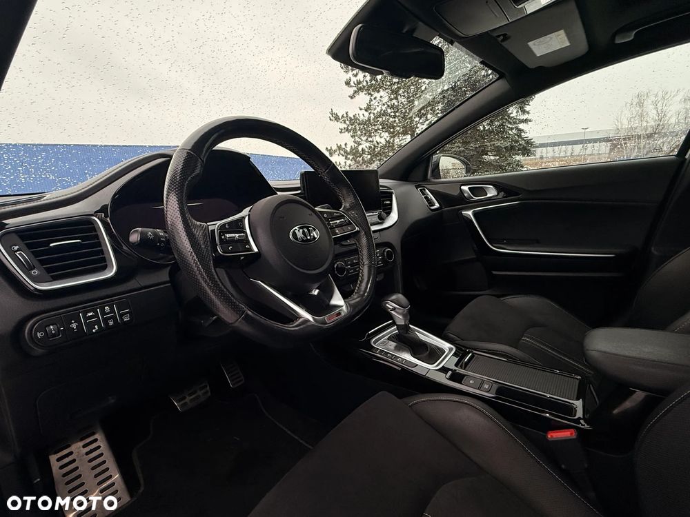 Kia ProCeed 1.6 CRDi GT Line DCT - 22