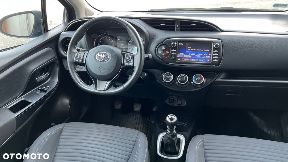 Toyota Yaris 1.5 Premium - 7