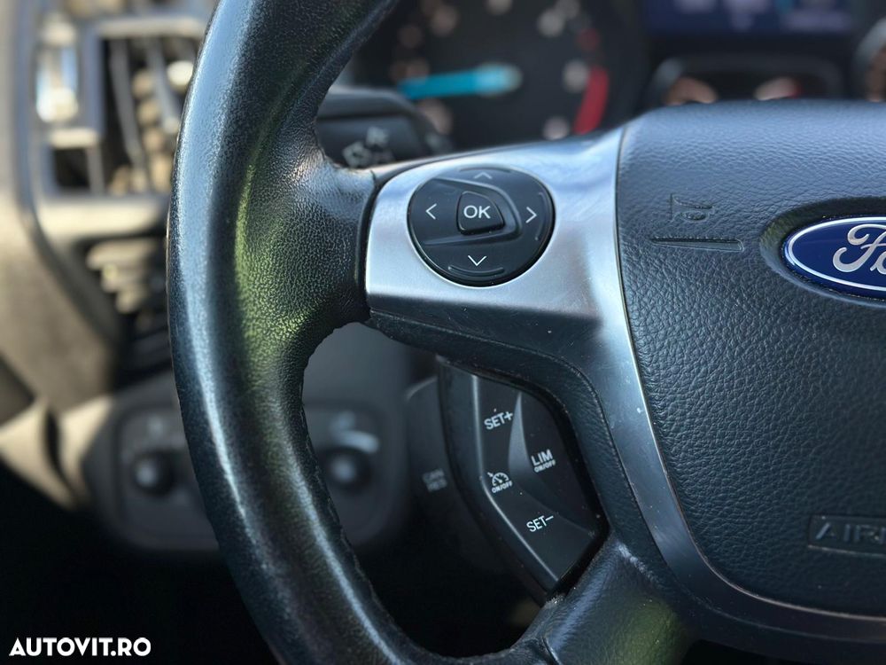 Ford Kuga 2.0 TDCi 4x4 SYNC - 25