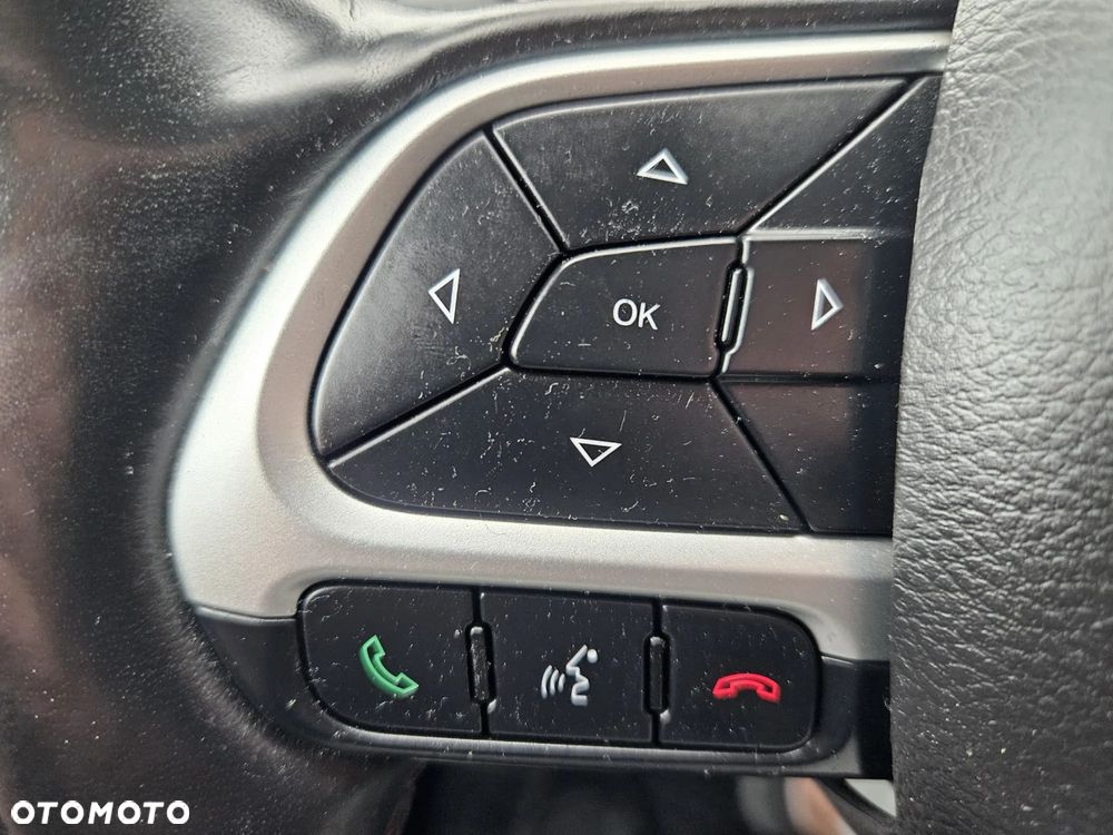 Jeep Compass 1.4 MultiAir Longitude - 28
