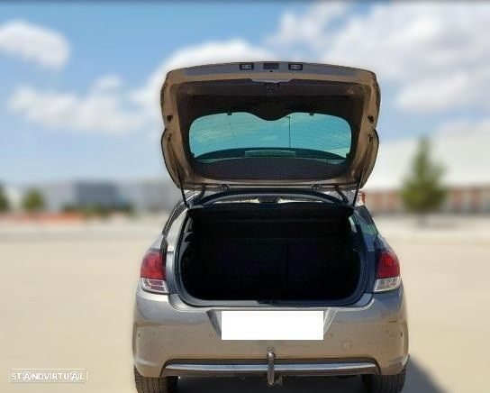 Peças Citroën C4 II 2009 a 2020 - 27