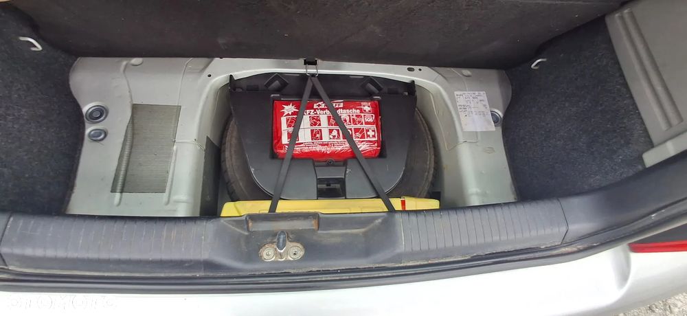 Volkswagen Lupo 1.0 - 6