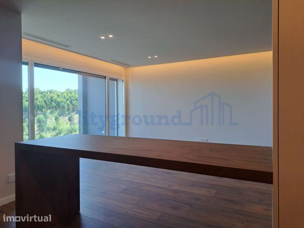 Apartamento T3 Duplex na cidade de Leiria com 3 suítes e vista para... - Grande imagem: 5/31