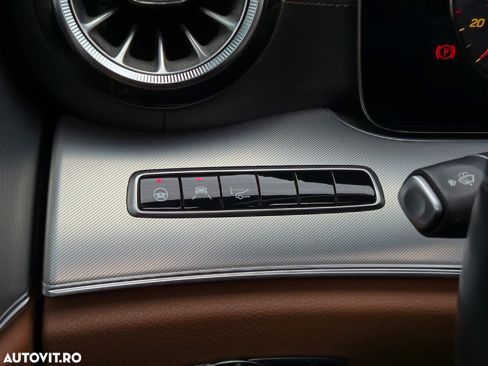 Mercedes-Benz E 220 d Coupe Aut. - 37