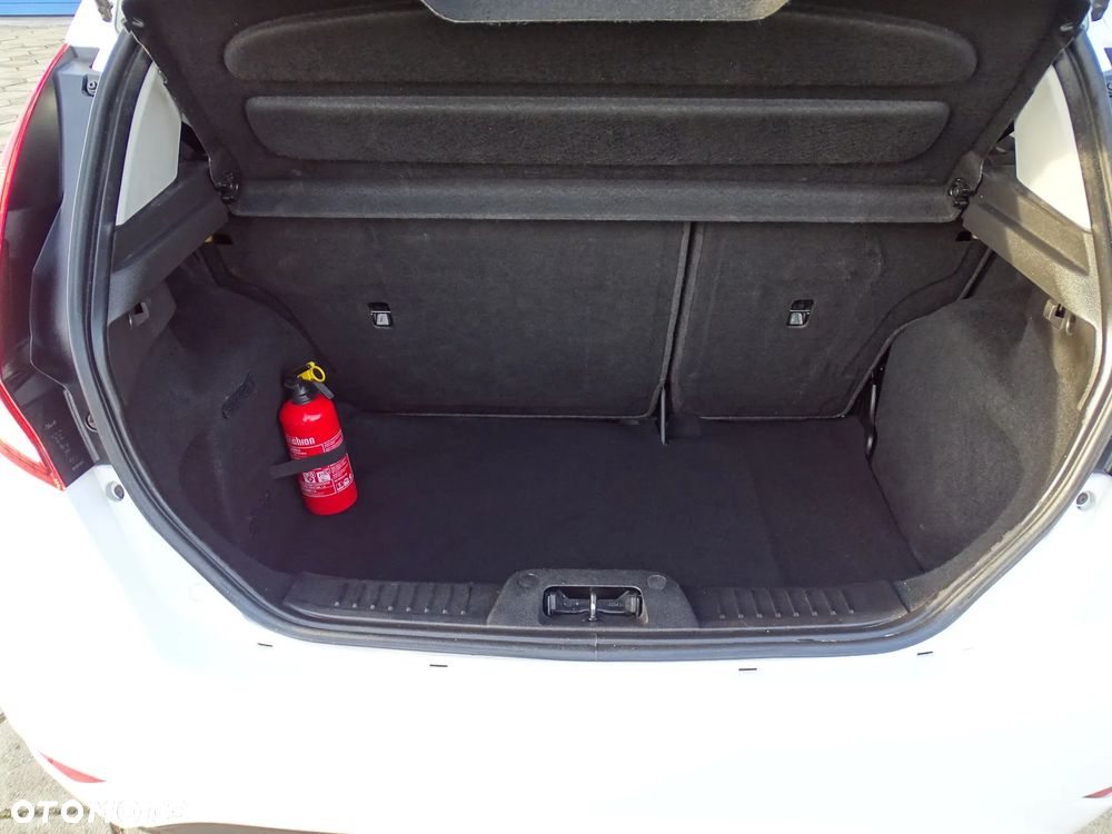 Ford Fiesta - 7