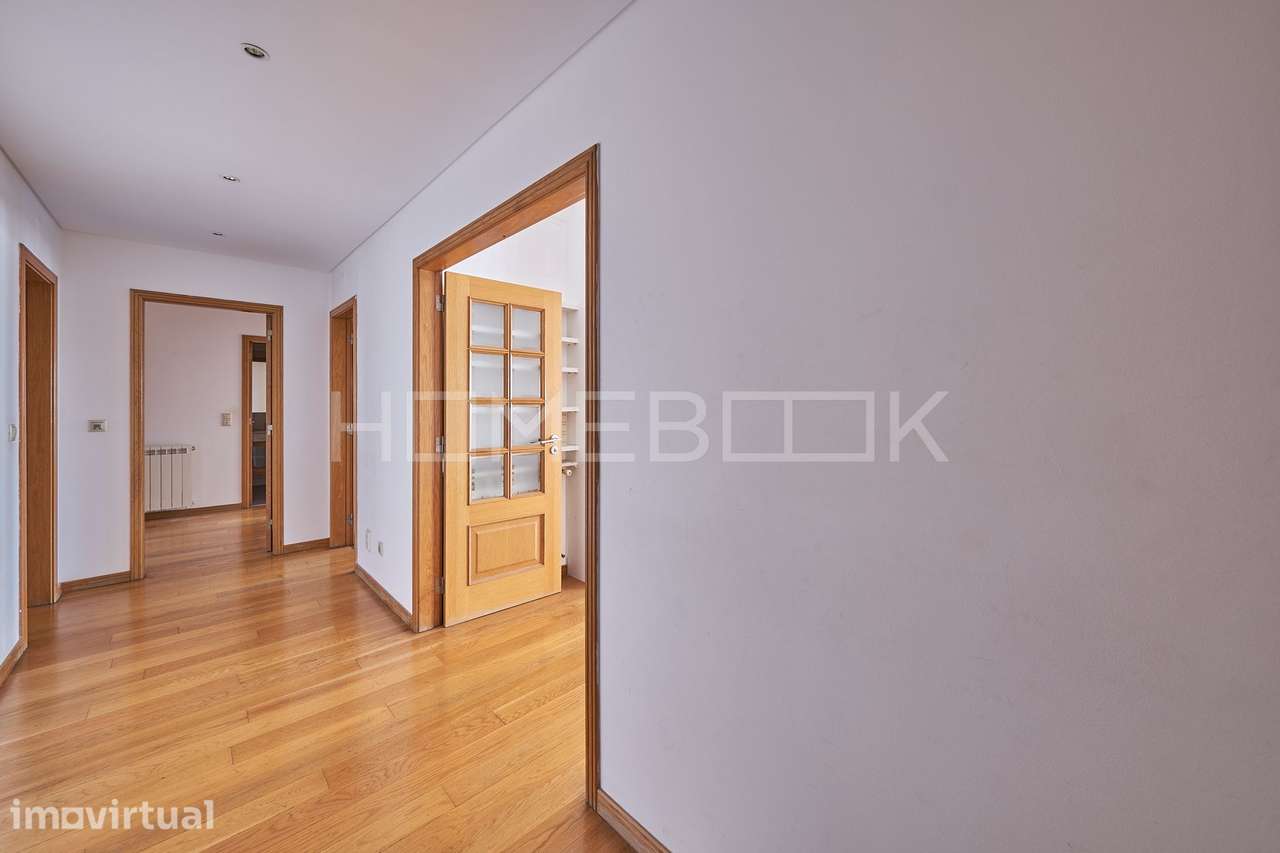Casa no Alto dos Moinhos - Grande imagem: 5/25