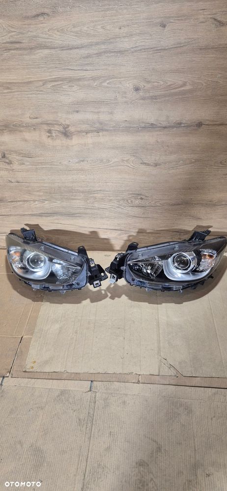 MAZDA CX5 CX-5 I LAMPA LEWA LUB PRAWA PRZÓD KSENON 11-16r