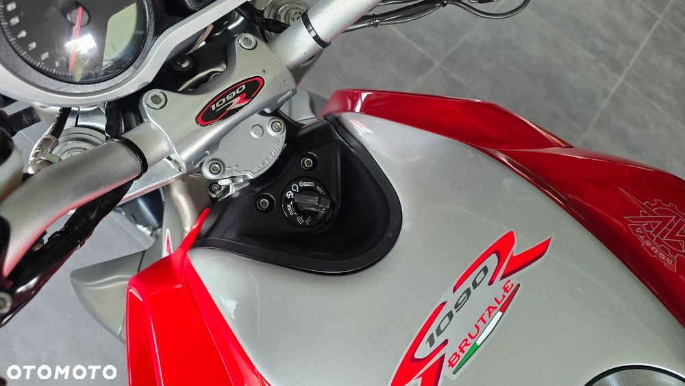 MV AGUSTA Brutale - 20