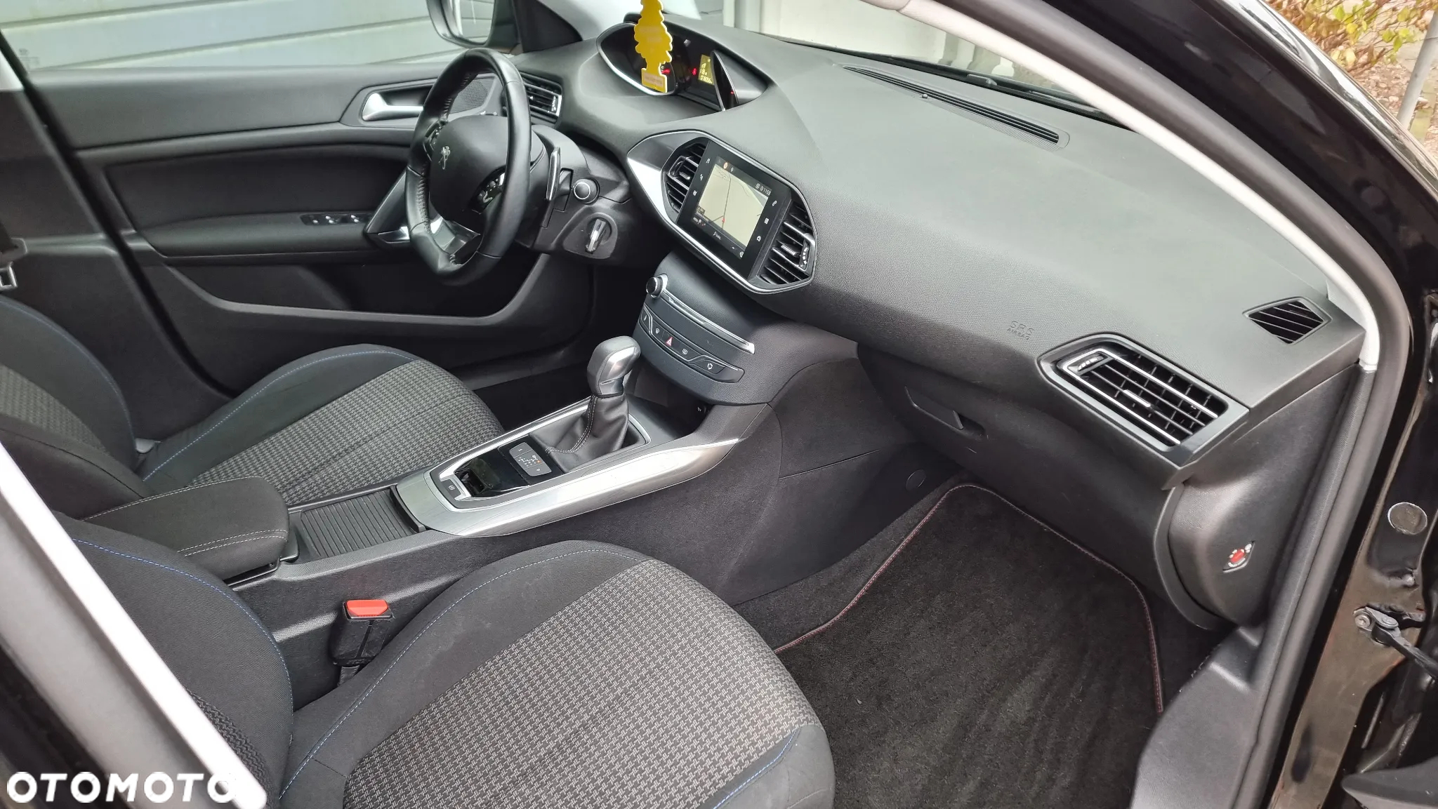 Peugeot 308 1.5 BlueHDi Allure S&S EAT8 - 9