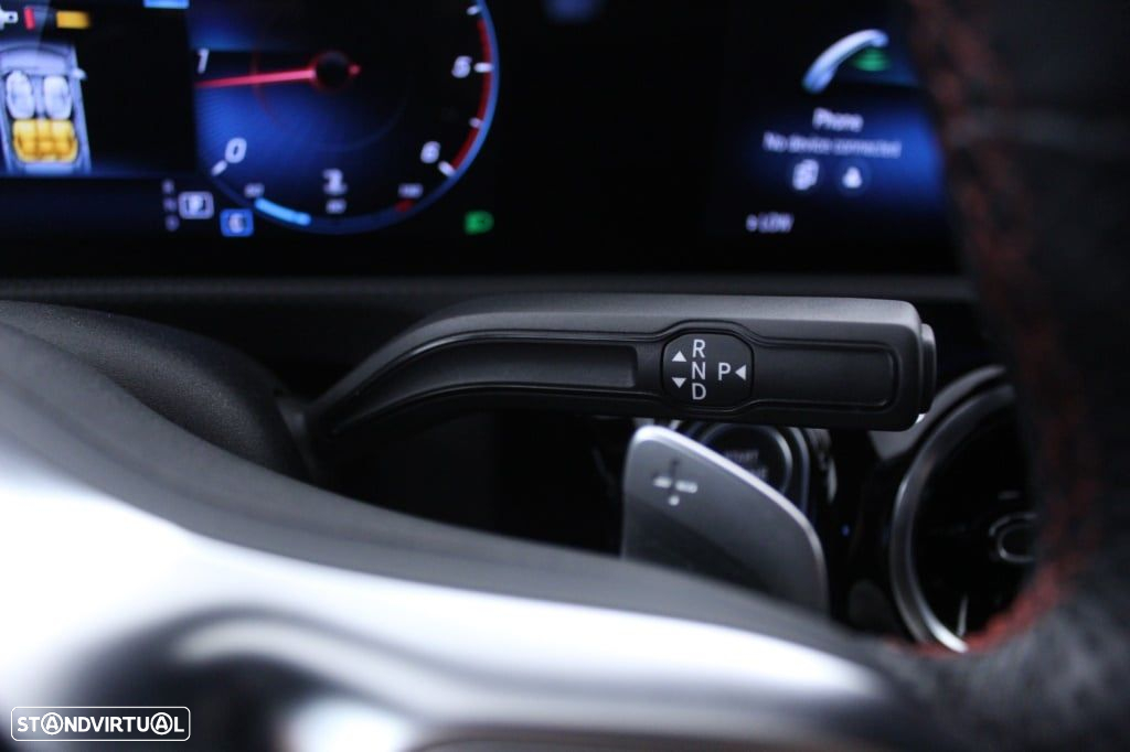 Mercedes-Benz CLA 180 d Shooting Brake AMG Line Aut. - 25