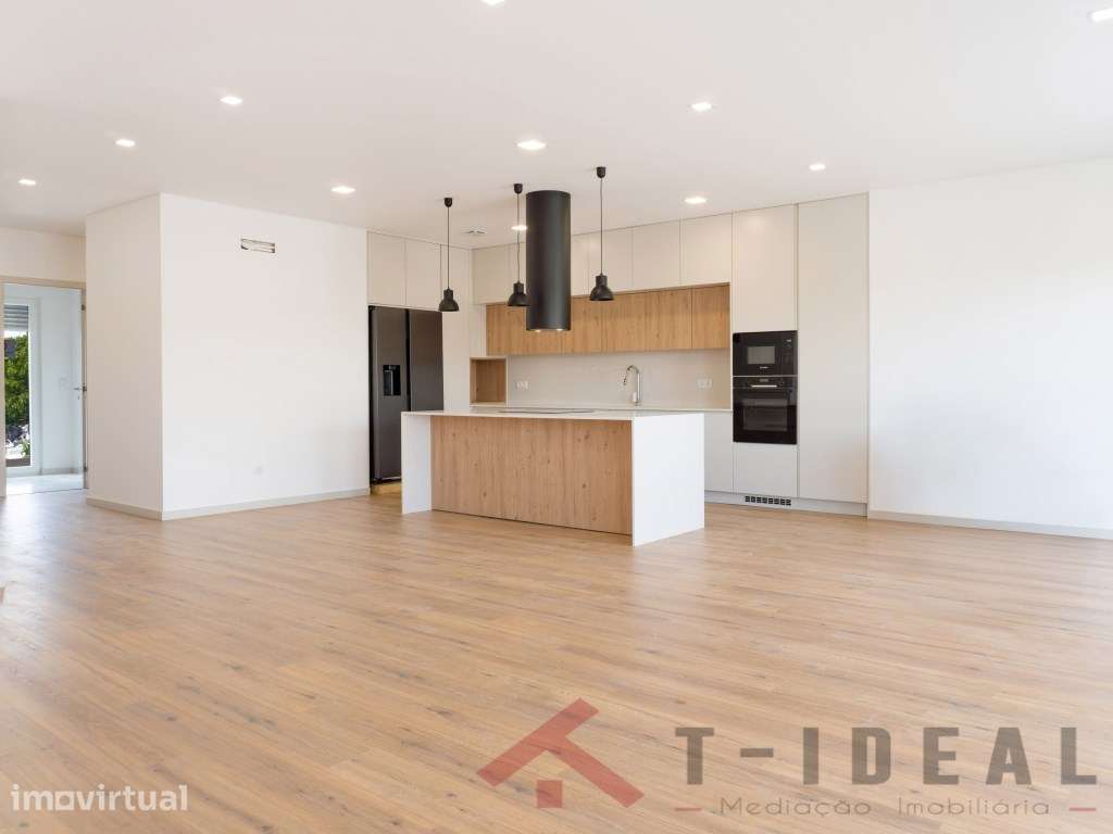 Apartamento T3 no Edificio Alto da Prata - Grande imagem: 2/45